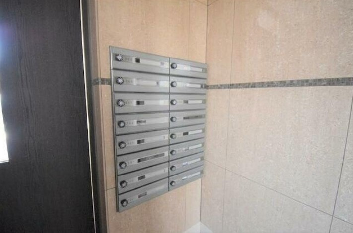川崎市多摩区菅北浦３丁目の賃貸マンションのエントランス