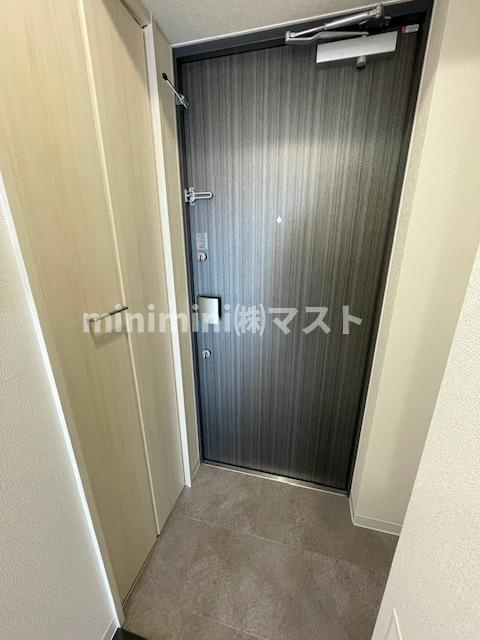 リヴェント玉造の玄関