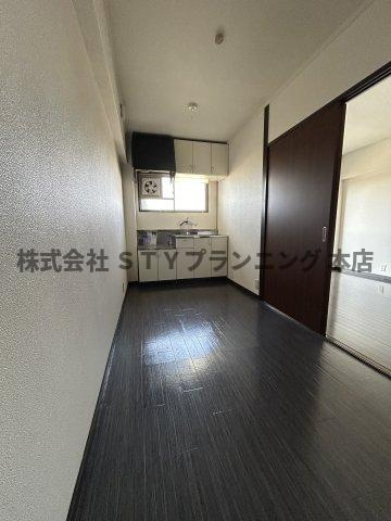 仲介手数料０円！パークサイド浦里の洋室