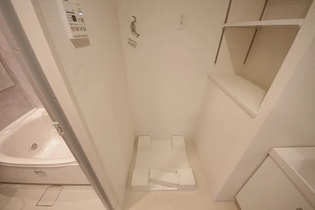 オリーブ西宮北口の洗面所