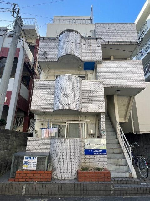 リファレンス大濠西の外観