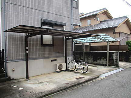 佐伯区五日市中央３丁目の駐車場