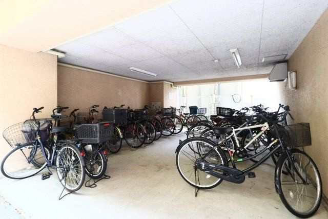 江戸川区平井６丁目の賃貸マンションの駐車場|駐輪場
