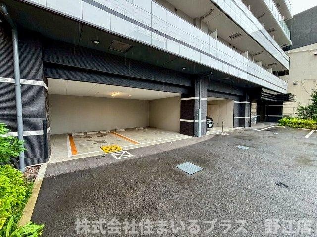 JMFレジデンス都島の駐車場