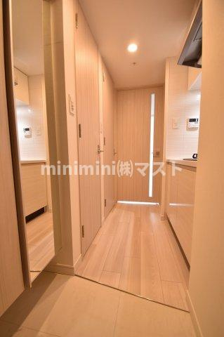 S-RESIDENCE堺筋本町Unoの玄関