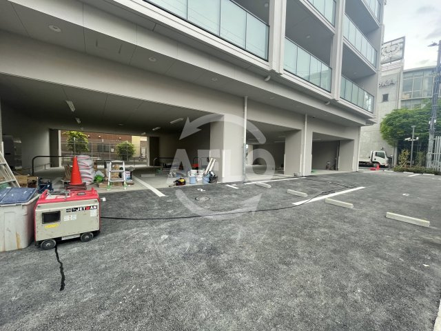 スプランディッド福島WESTの駐車場|スプランディット福島WEST　駐車場