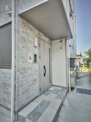 クリエオーレ大利元町のロビー