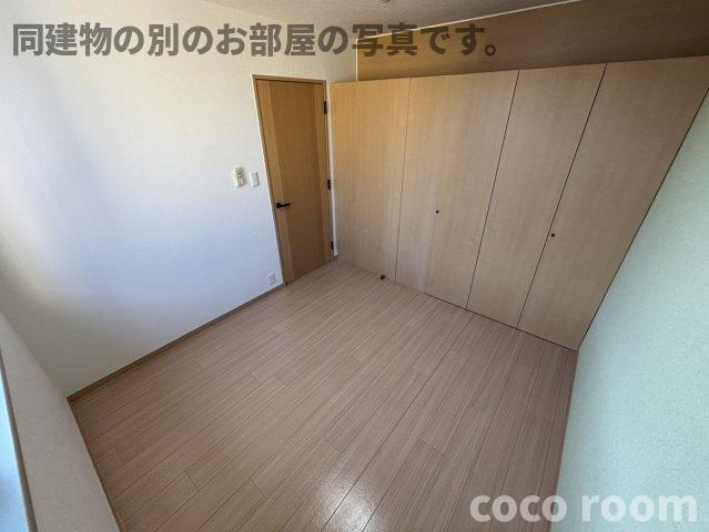 エフ・レイヤＣの洋室