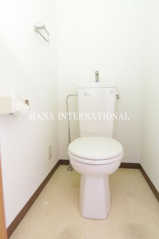 オスタペＢのトイレ