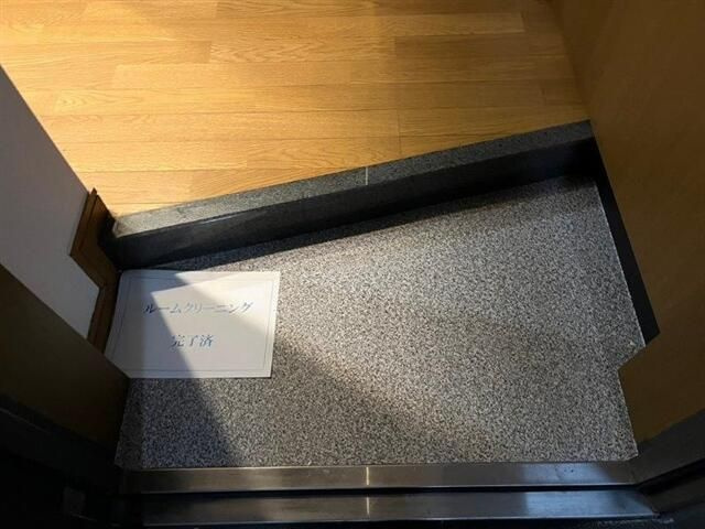 スカイコート日本橋浜町第３の玄関