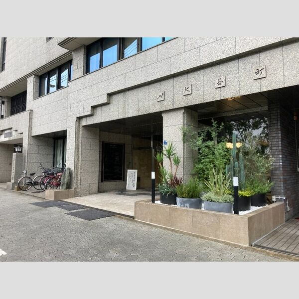 大阪市中央区谷町９丁目の店舗事務所