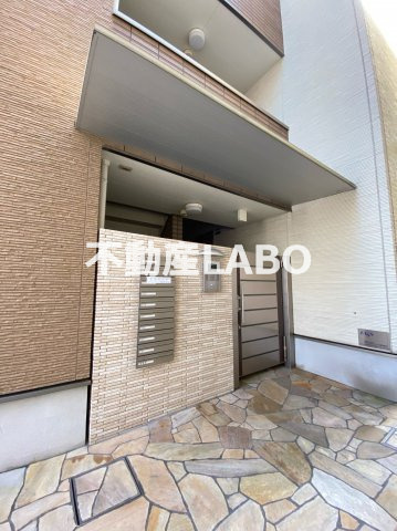 フジパレス田辺EASTのエントランス