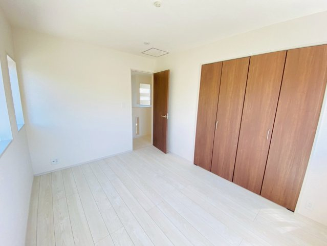 ブルーミングガーデン／菊池郡菊陽町武蔵ケ丘北1丁目／1号棟の洋室