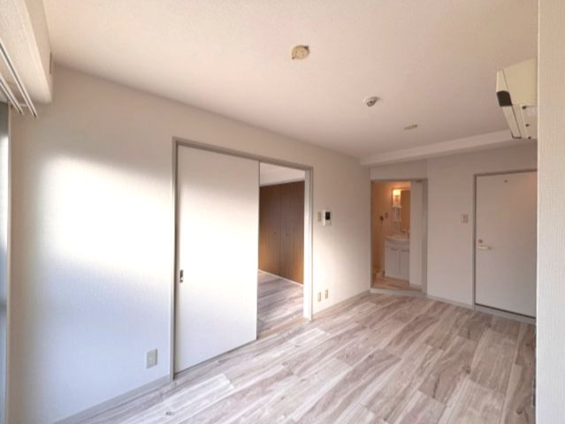 リダイ六甲の居間・リビング