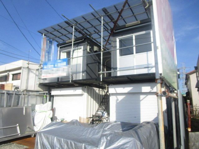 綾瀬市吉岡東５丁目の倉庫の外観