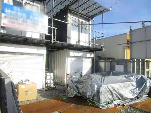綾瀬市吉岡東５丁目の倉庫