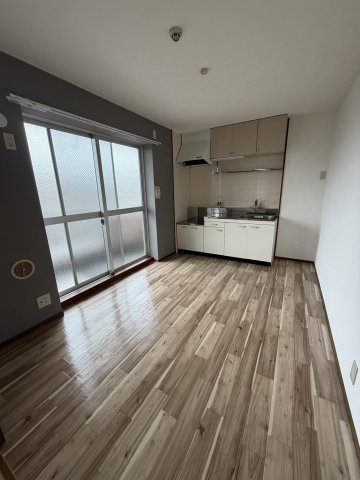 プレアール蔀屋本町の居間・リビング