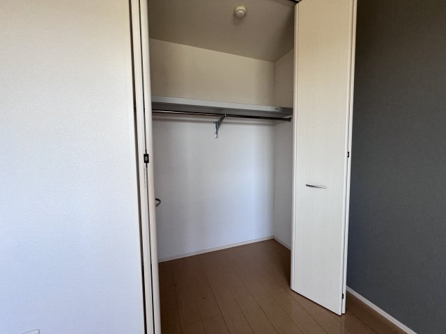 グランドアトリオ神戸西 D棟の収納