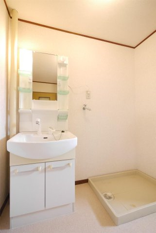 目貫ビルの洗面所