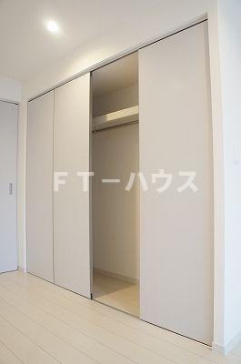 リブリ・ルノンの収納