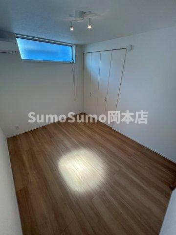 フォレストタウン芦屋の洋室|落ち着いた色調の洋室です