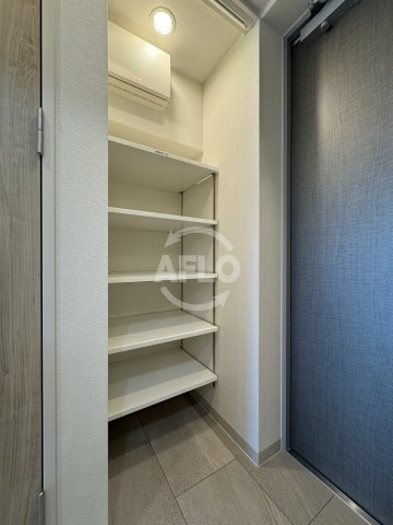 アーバネックス南森町EASTの収納|アーバネックス南森町EAST　シューズインクローゼット