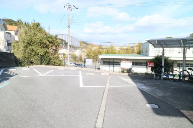 セジュール名谷Ⅱの駐車場
