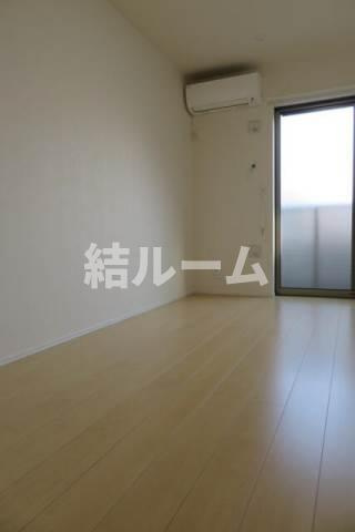 練馬区向山４丁目のアパートの居間・リビング