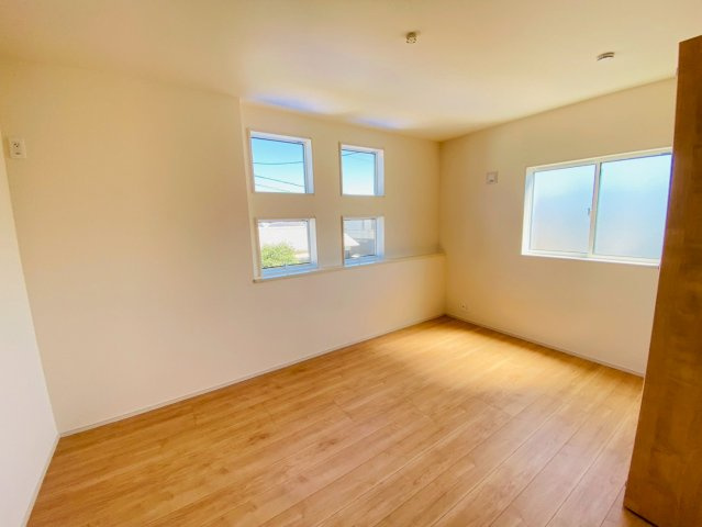 ブルーミングガーデン／菊池郡菊陽町武蔵ケ丘北1丁目／2号棟の洋室