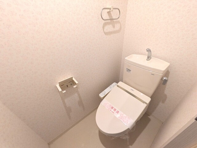 フルール甲陽園駅前のトイレ