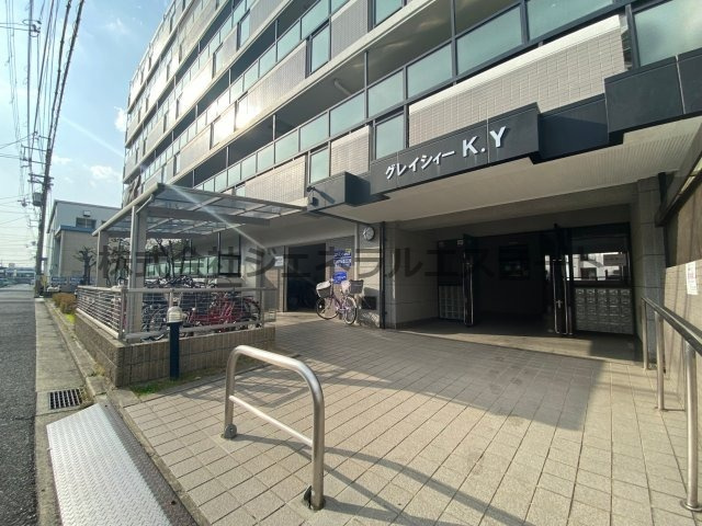 グレイシィーK・Yのエントランス