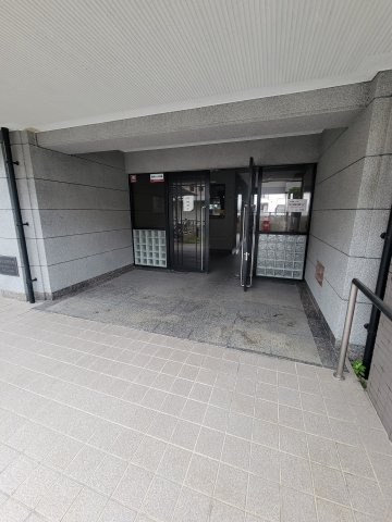 グレイシィーK・Yのエントランス