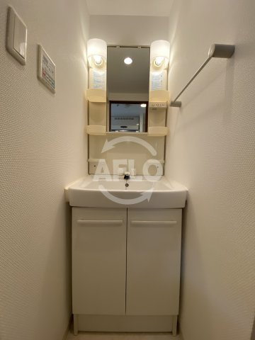 グランカーサ梅田北の洗面所|グランカーサ梅田北　独立洗面化粧台