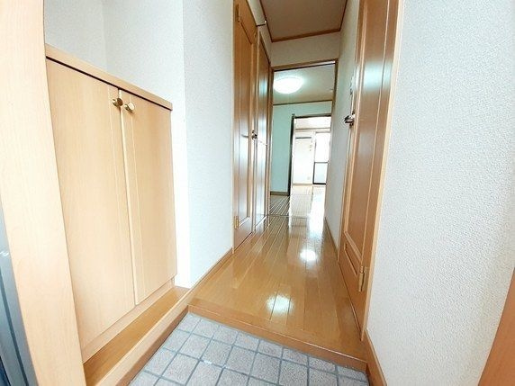 サンライフ徳力の玄関