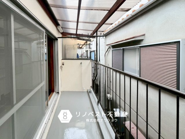 東大阪市花園西町1丁目のバルコニー|【リノベスト不動産】テナント（事業用）物件のご紹介も可能です。事務所移転・新規開業等お気軽にご相談ください♪
