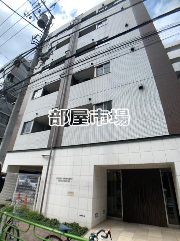 ラグジュアリーアパートメント御徒町のエントランス