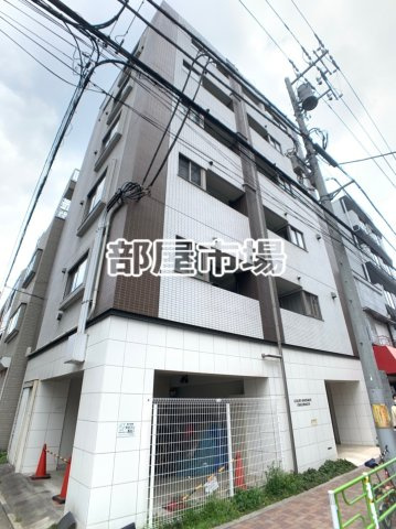ラグジュアリーアパートメント御徒町の外観