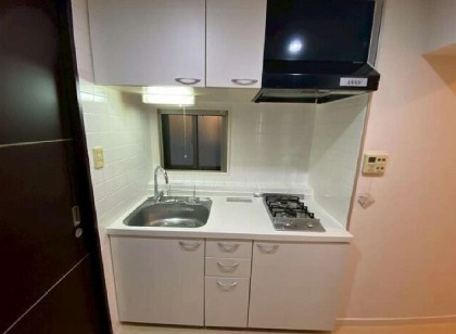 ラグジュアリーアパートメント御徒町のキッチン