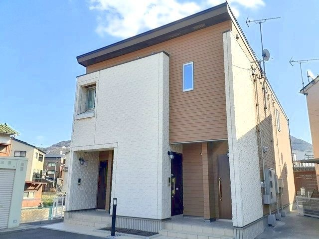 ヴィラ　タカハマ