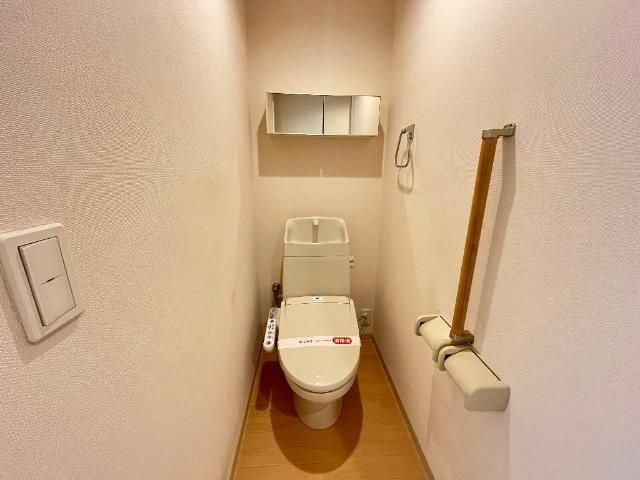 サン・フローラ　三郎丸のトイレ