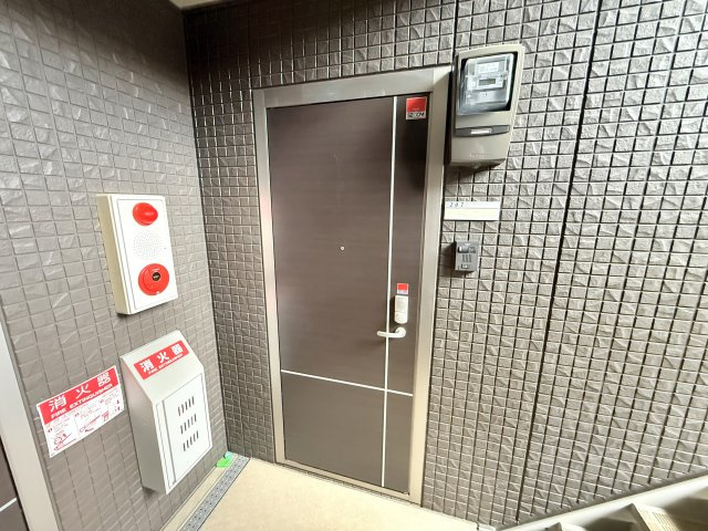 【玄関】 | グロリアハイツ はびきの A棟