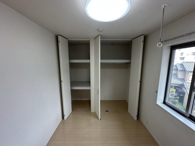 ロアーブル五番館の収納