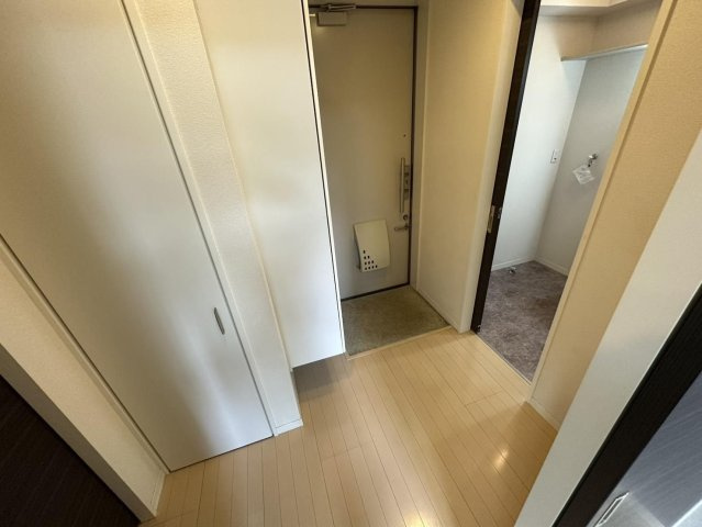 ロアーブル五番館の居間・リビング