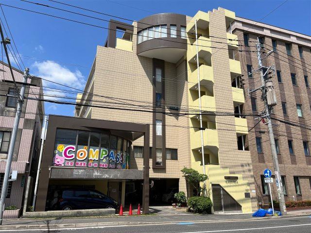 カーザミアのエントランス