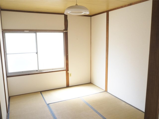 小森アパートの寝室