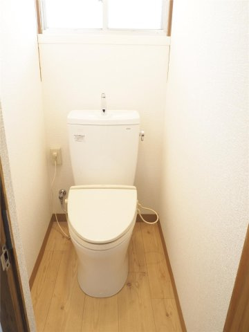小森アパートのトイレ