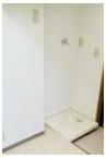 【設備】 | アーバンライフ大友 | 洗濯機置き場です