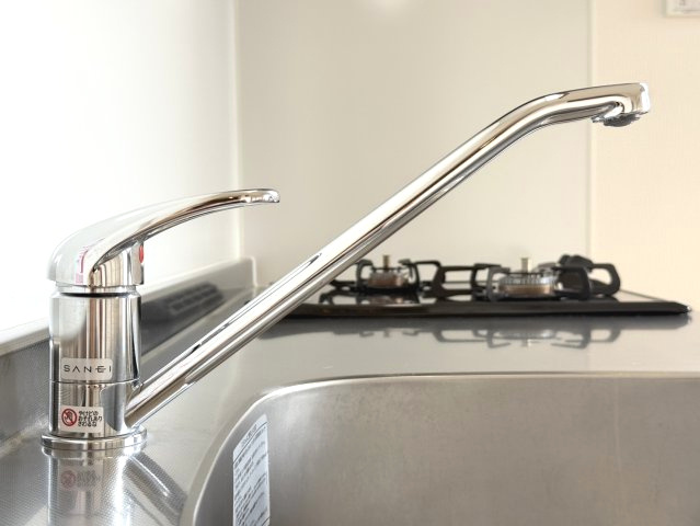 ウィンクルム・CRESTのキッチン|使い勝手の良いシングルレバーの水栓