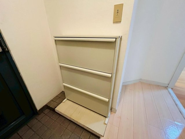 ファーストライフ大手町の玄関