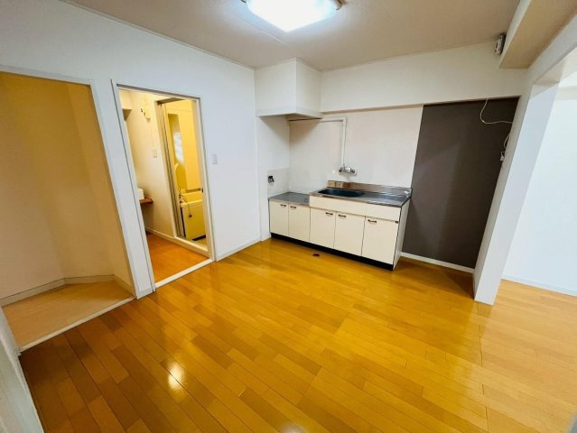 ファーストライフ大手町の居間・リビング